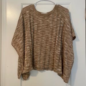 Flowy Short Sleeve Top